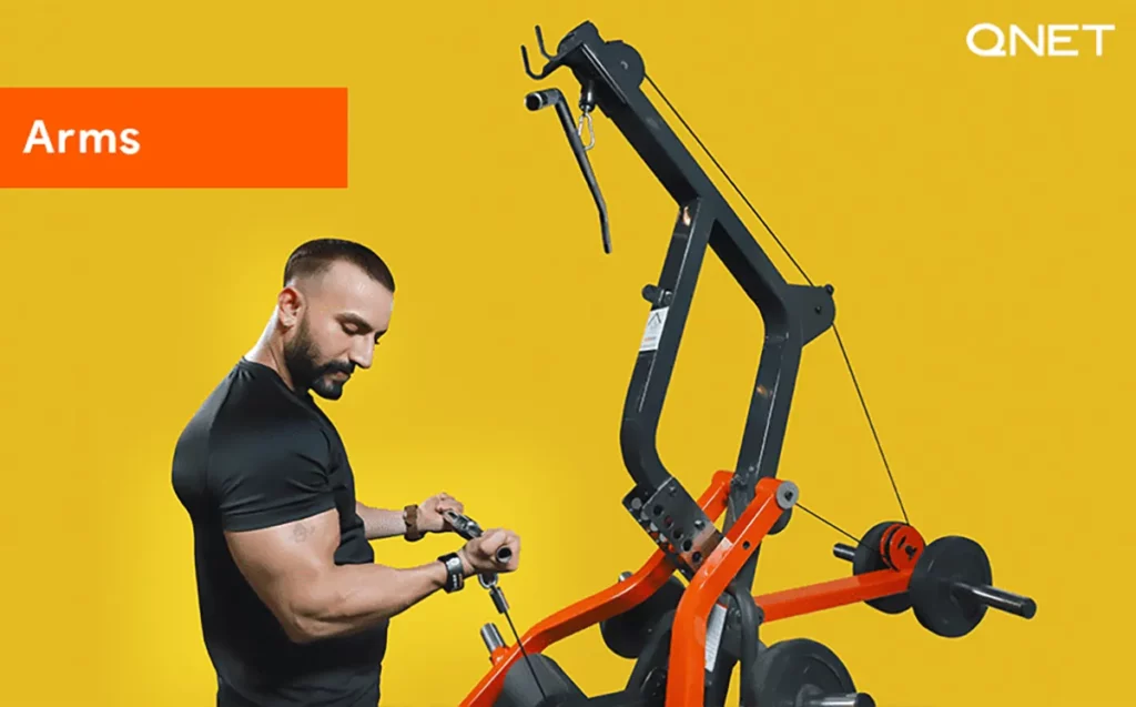 A young man performing arms curl on the MyHomePlus HomeGym