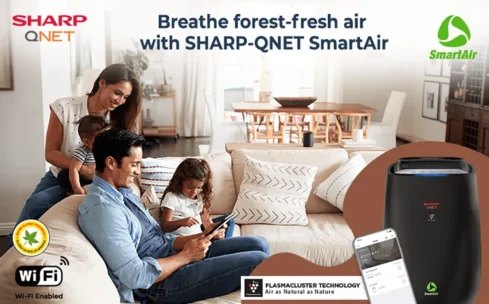 An-Indian-family-experiencing-forest-fresh-air-with-SHARP-QNET