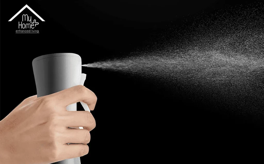 Electrolysed water released from the nozzle of QNET MyHomePlus DSG spray bottle.